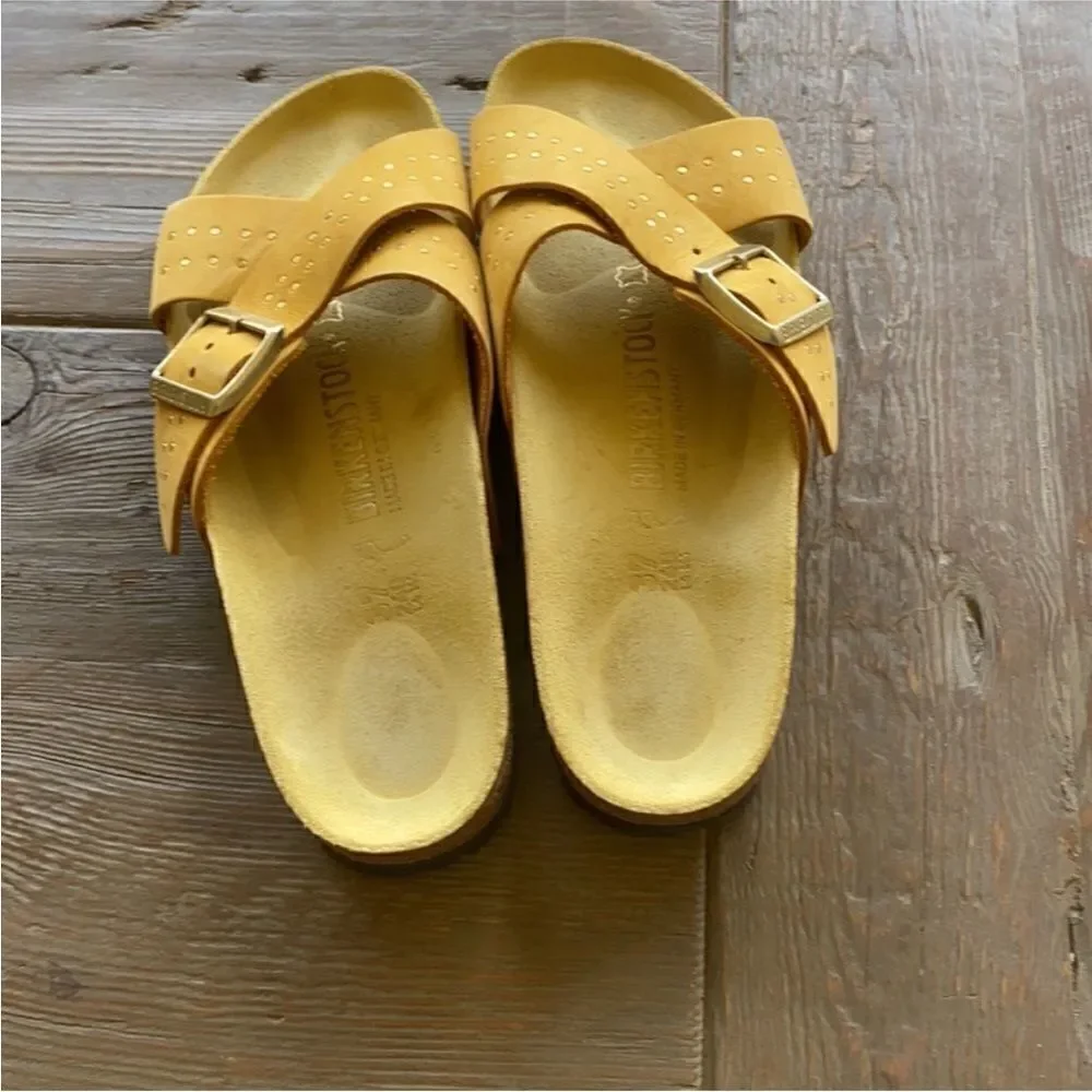 Birkenstock Siena Riveted Sandals Yellow EU 37